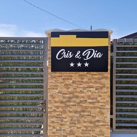Camere De Inchiriat Cris&Dia 南埃福列 外观 照片